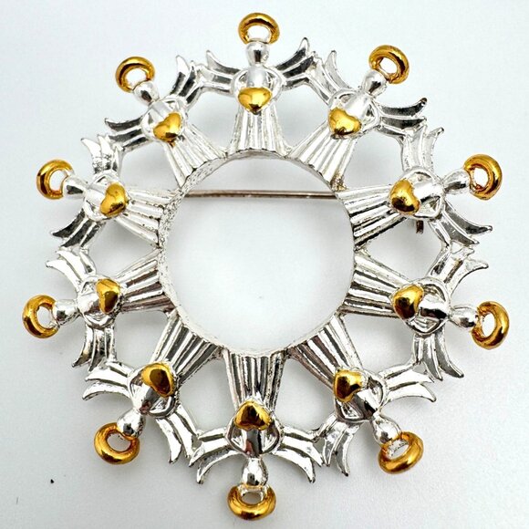 Avon Jewelry - Avon Angel Brooch Pin Wreath Gold Silver Tone Metal Religious Christmas Vintage